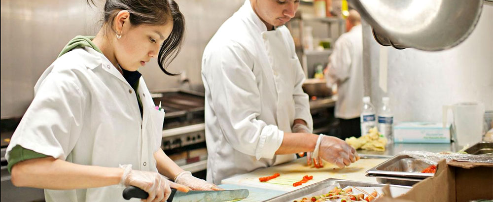 Commis de cuisine, une première étape